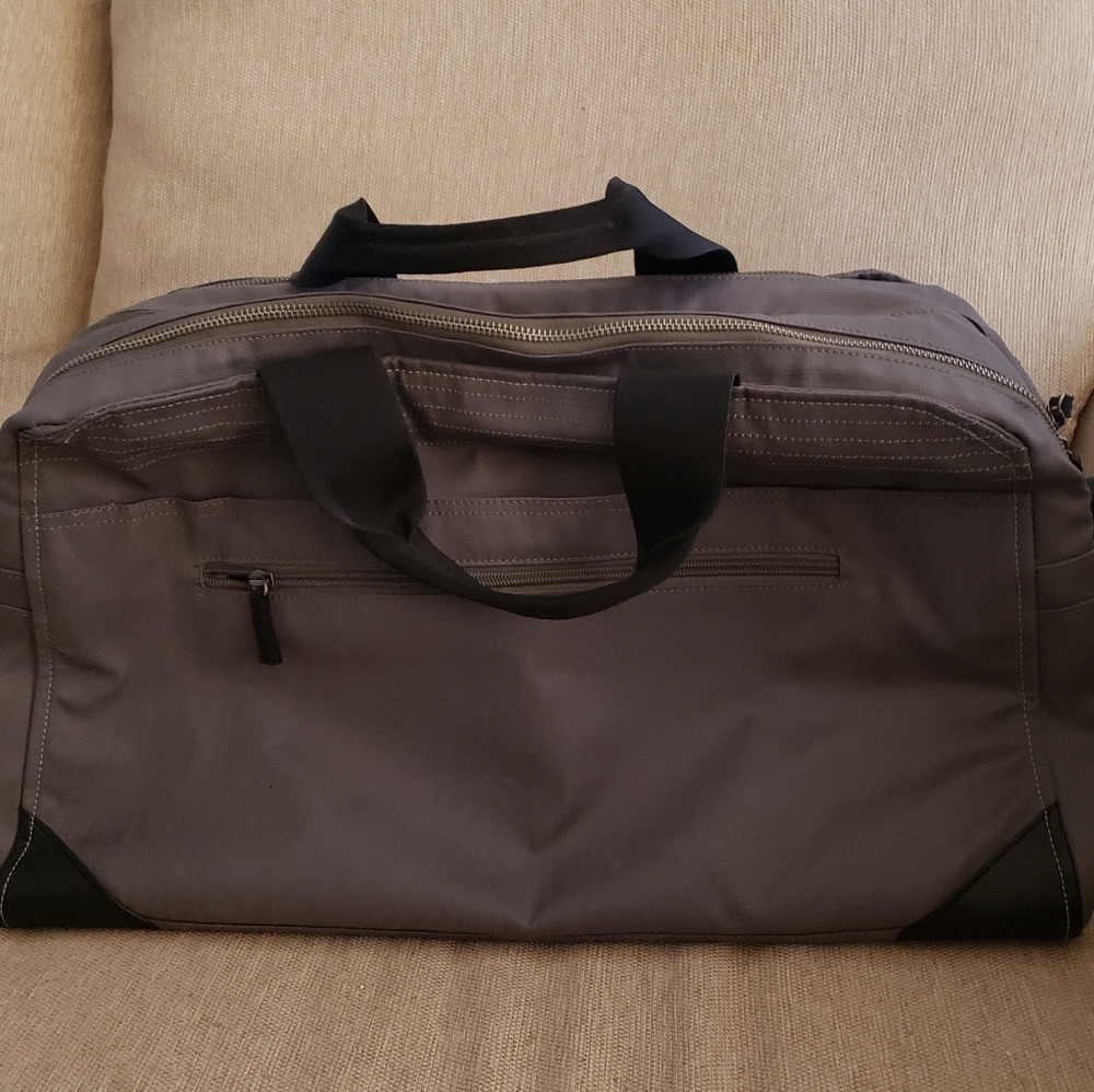 The Minimalsts Pakt One Bag